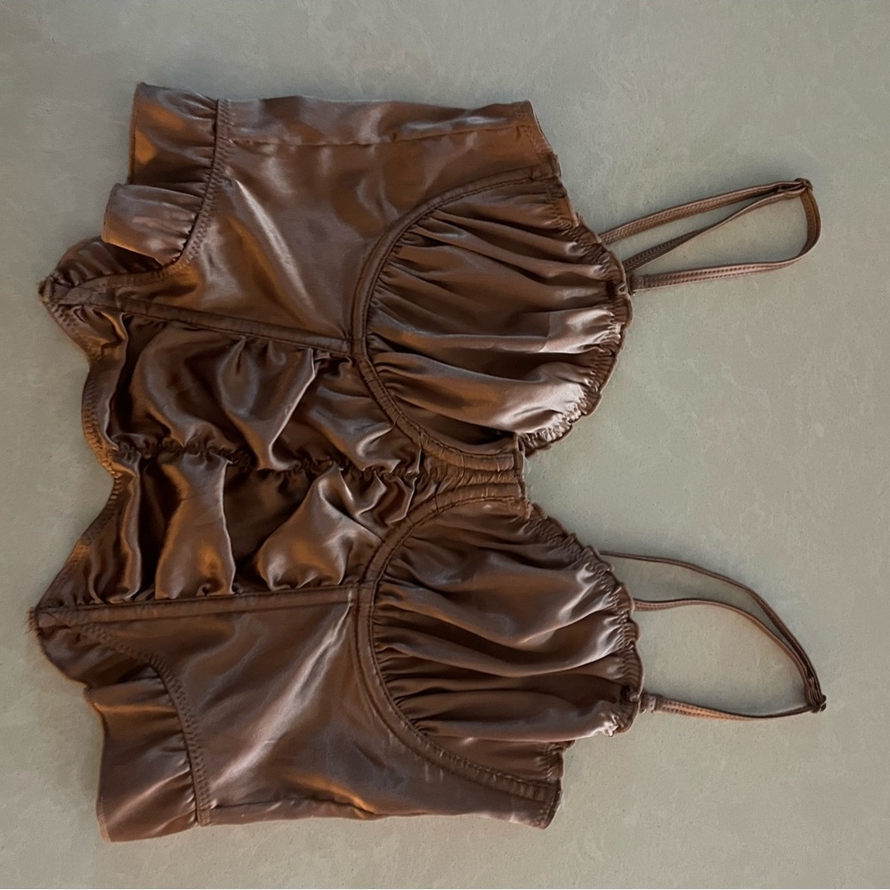 PrettyLittleThing Copper Crop Top